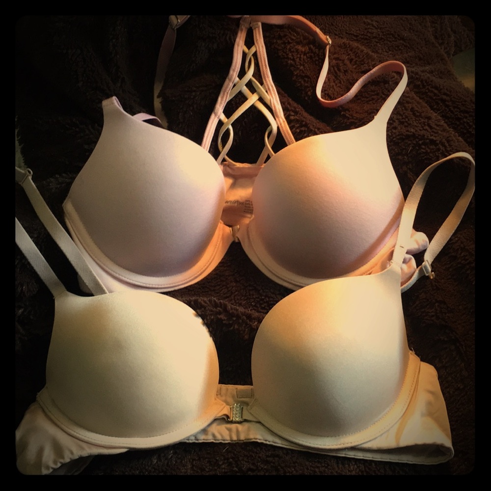 Front close push up bras